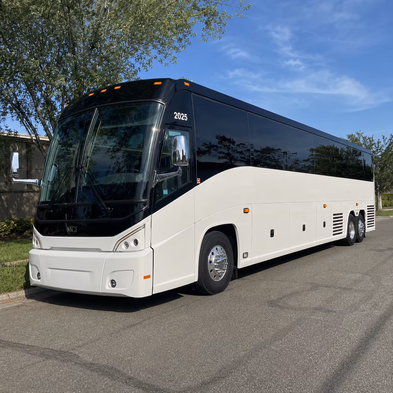 akron charter bus rental