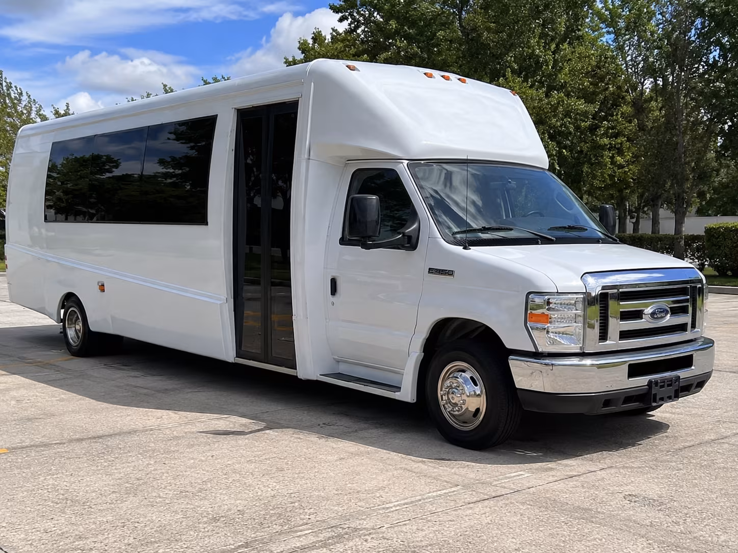 elyria night out party bus rental