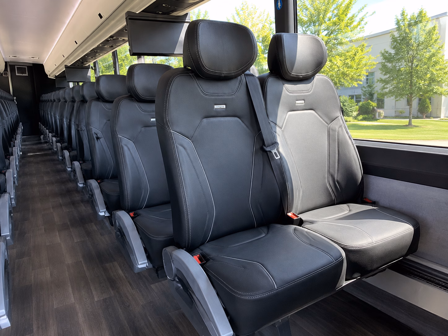 euclid plan transportation for your euclid winery tour