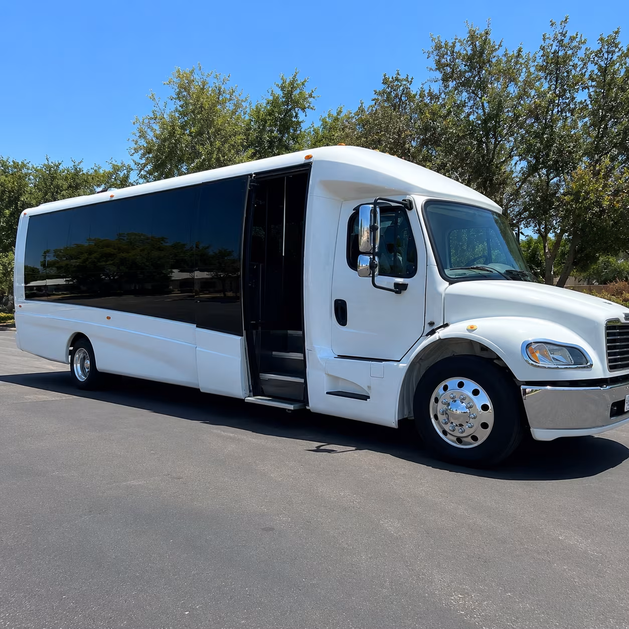 how the type of bus you choose changes the price in elyria ohio