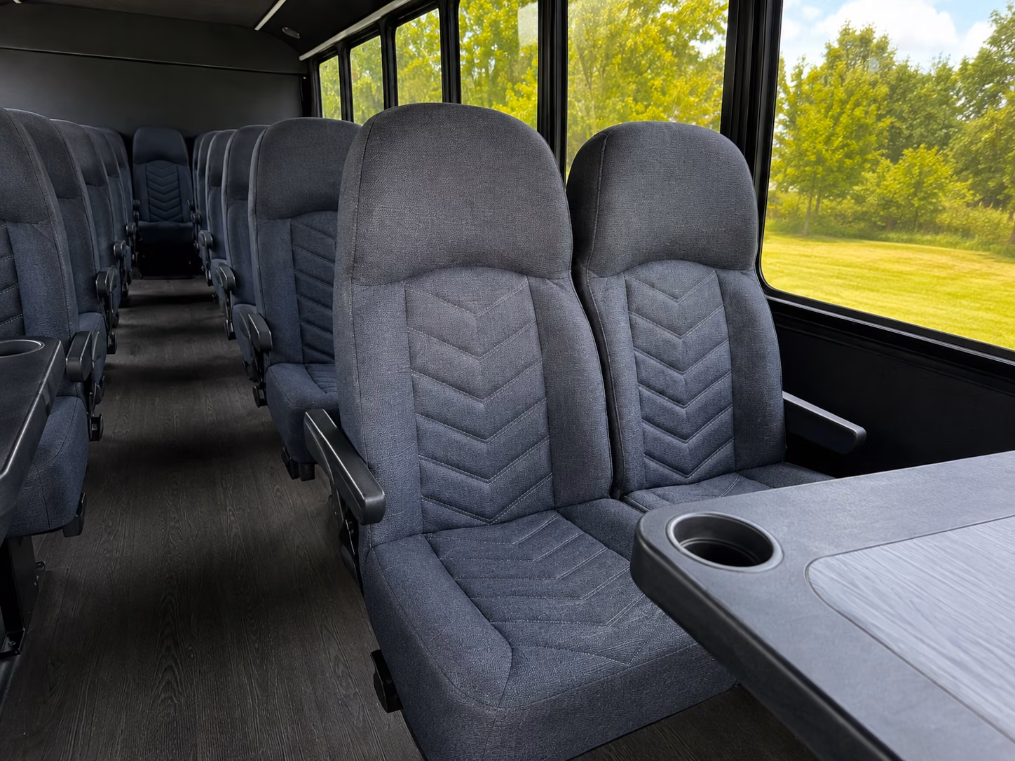 lorain bus rental services to lorain area installations