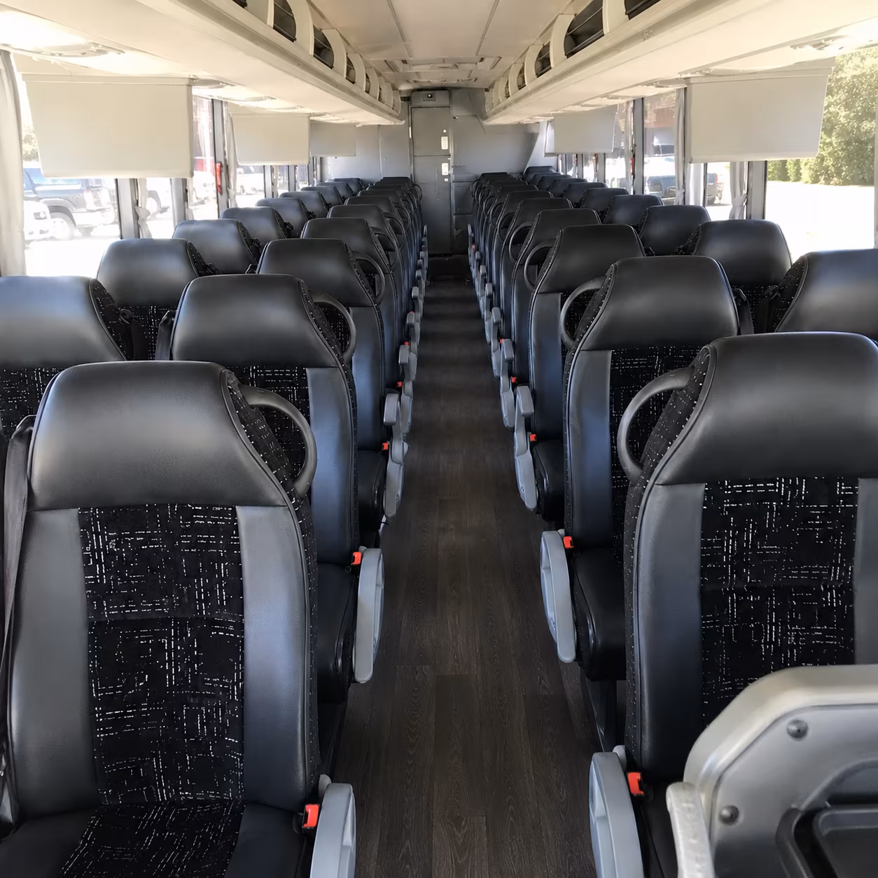 lorain charter bus rental