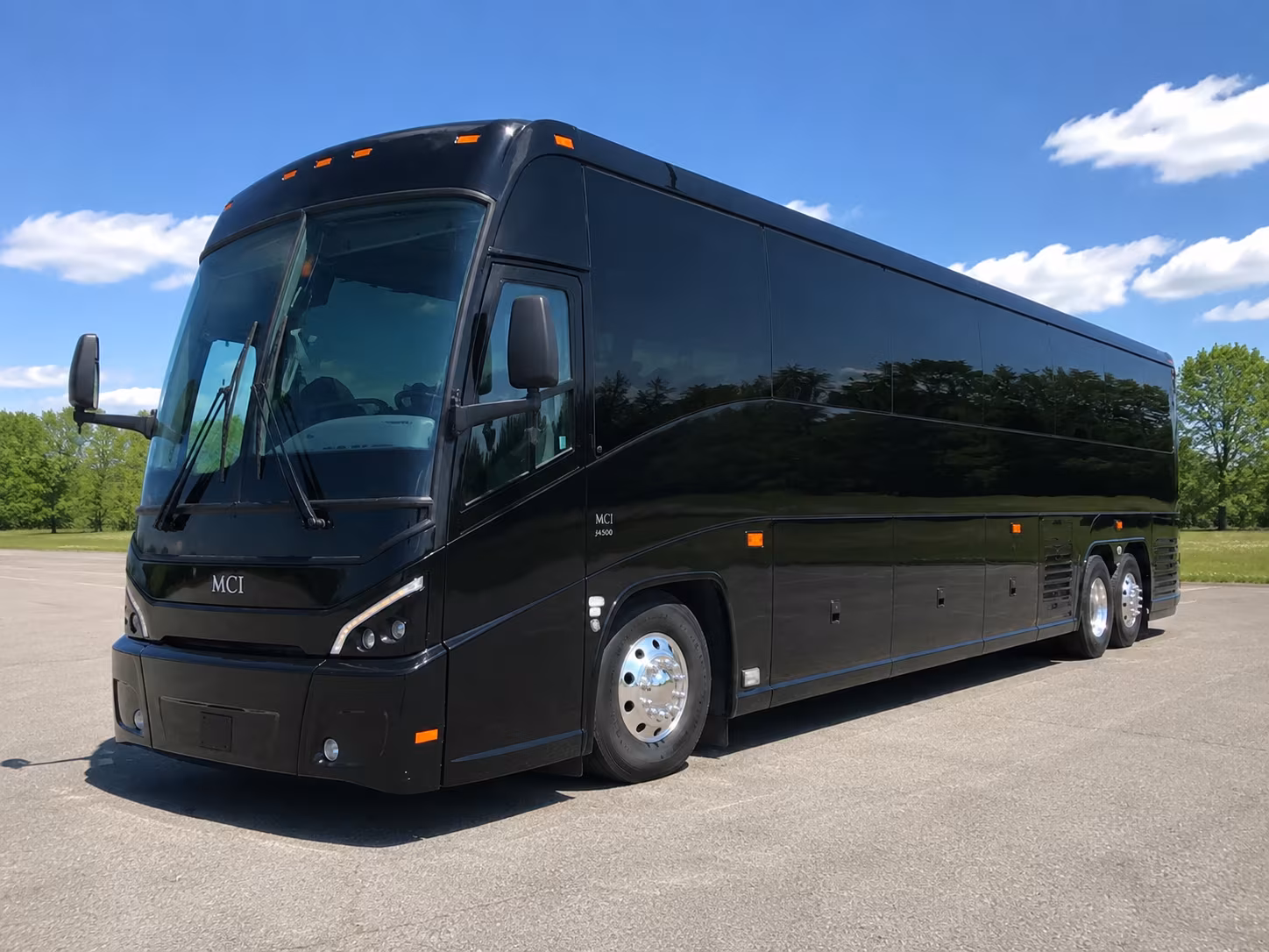 lorain keep your group together with lorain long distance charter bus rentals