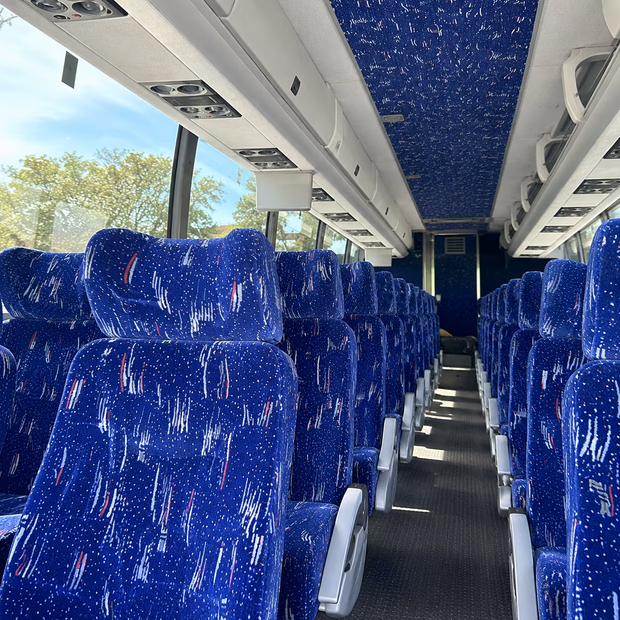 mentor charter bus rental