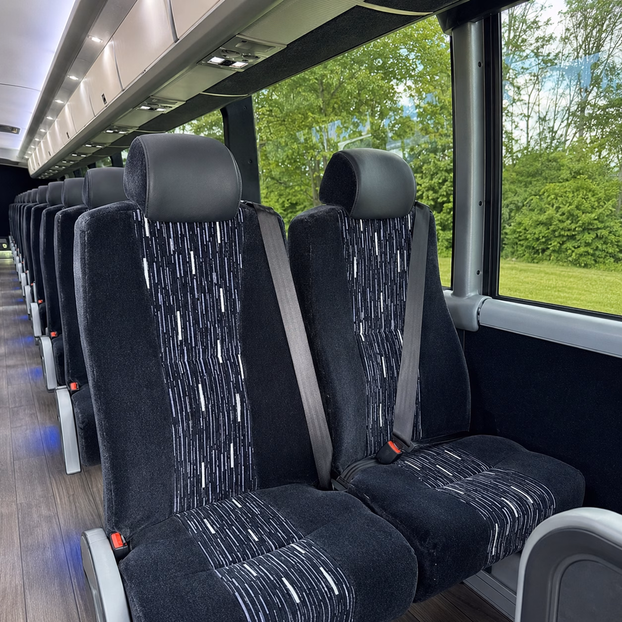 strongsville charter bus rentals for strongsville private events