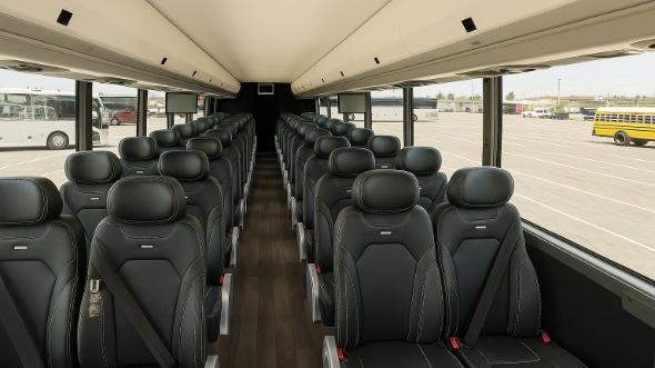 elyria 30 passenger minibus rental